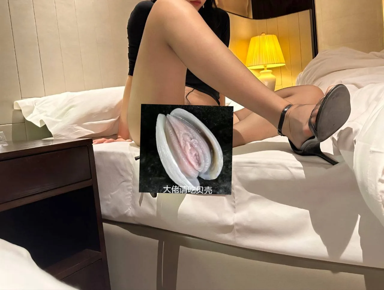 曝光香港包厢扶手Lisa，打着医美的旗号，实际上在包厢做扶手，瞎jb陪睡带病。现在做🐔的，十个里有八个都说是做医美的。