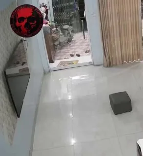#熊孩子 碎玻璃