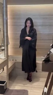 身材展示 看看内构